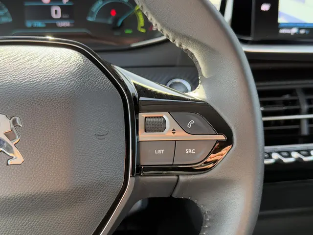 Peugeot e-208 EV Active Pack 50 kWh 2022 Elektrisch 19