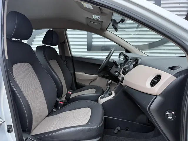 Hyundai i10 1.0i i-Motion 2014 Benzine 9