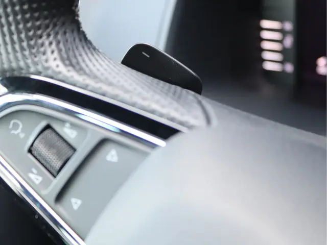 Škoda Karoq 1.5 TSI ACT Sportline 2019 Benzine 35