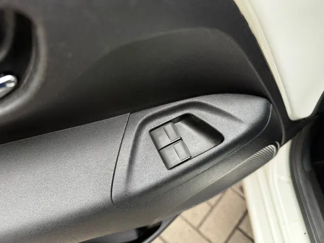 Toyota Aygo 1.0 VVT-i x-wave|Camera 2017 Benzine 26