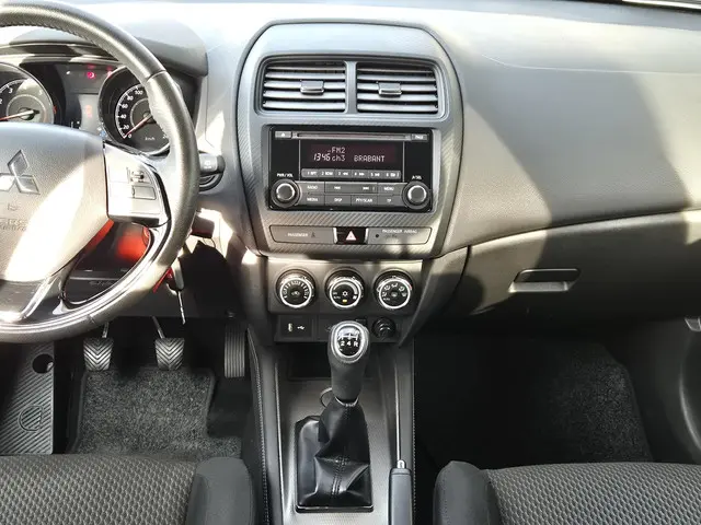 Mitsubishi ASX 1.6 Cleartec Life 2019 Benzine 10