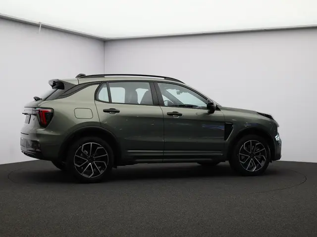 Lynk & Co 01 1.5 Core 2025 Hybride Benzine 36