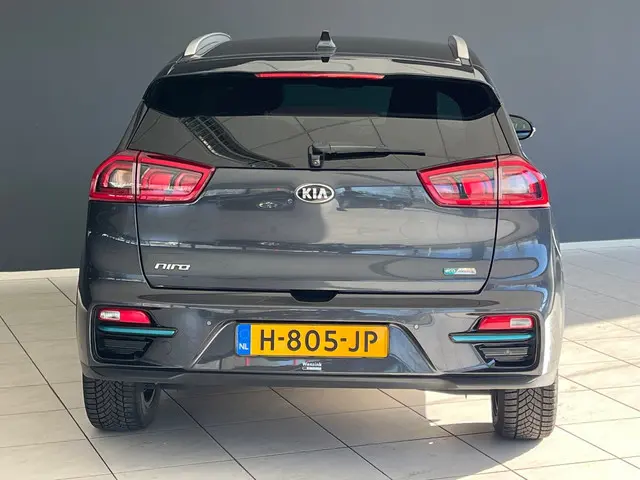 Kia e-Niro ExecutiveLine 64 kWh 2020 Elektrisch 5