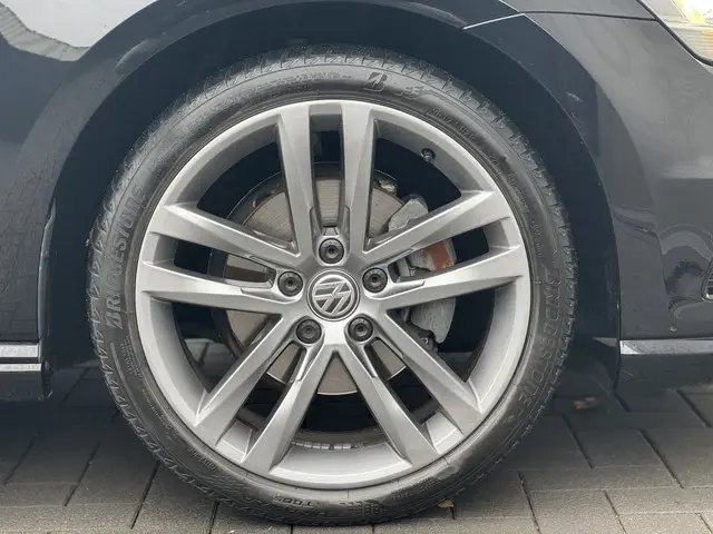 Volkswagen Golf 1.4 TSI ACT R-Line Highline 2015 Benzine 5