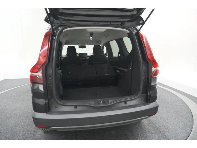 Dacia Jogger TCe 110 Extreme 2025 Benzine 75