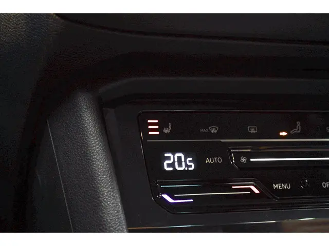 Volkswagen Tiguan 1.4 TSI eHybrid 2022 Hybride Benzine 26