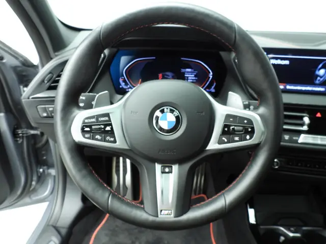BMW 1 Serie 5-deurs 128ti 2024 Benzine 10