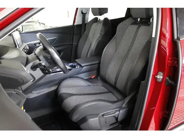 Peugeot 3008 1.2 PureTech GT Line. 2017 Benzine 5