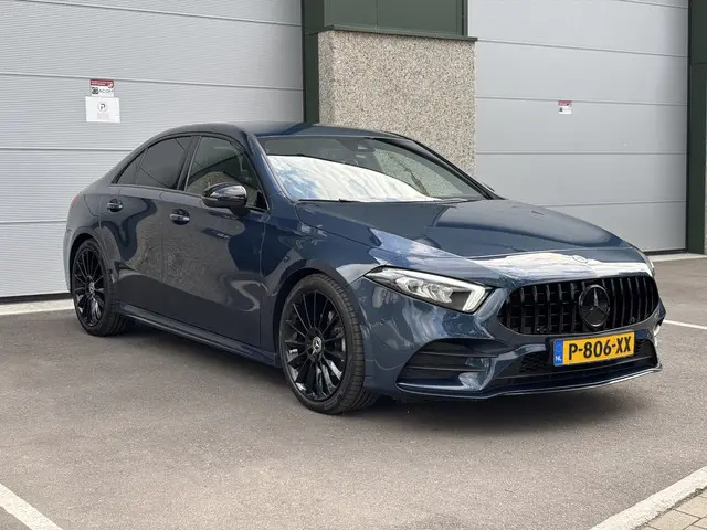 Mercedes-Benz A-Klasse 3