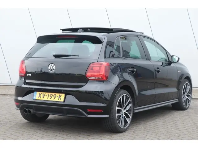 Volkswagen Polo 1.8 TSI GTI - PANO / DSG / NAVI / VOL! 2015 Benzine 6