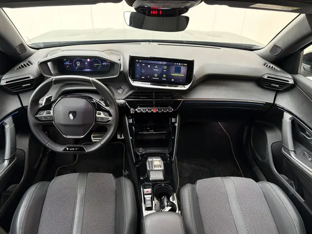 Peugeot 2008 Hybrid 136 GT 2024 Hybride Benzine 10