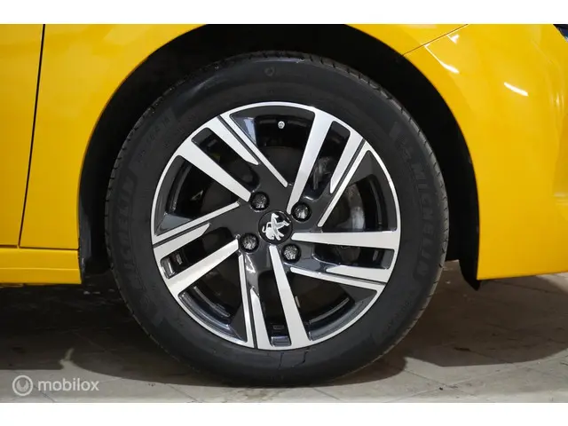 Peugeot 208 1.2 PureTech Allure Pack 2023 Benzine 8