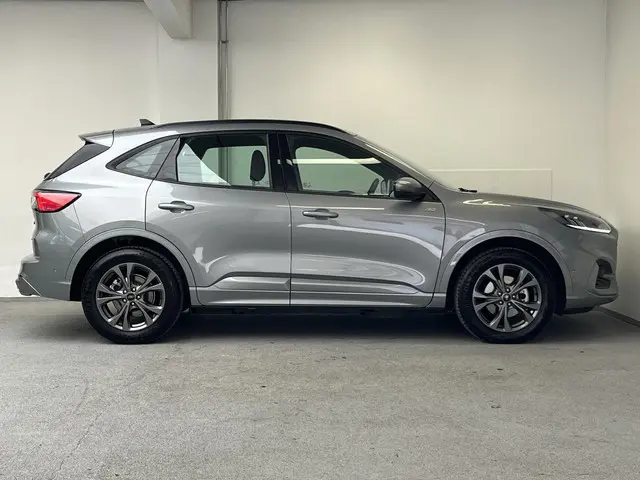 Ford Kuga 2.5 PHEV ST-Line 2023 Hybride Benzine 14