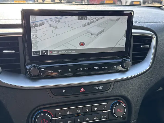 Kia Ceed Sportswagon 1.5 T-GDi DynamicLine 2021 Benzine 37