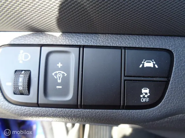 Hyundai IONIQ 1.6 GDi Comfort - Plus 2021 Hybride Benzine 23