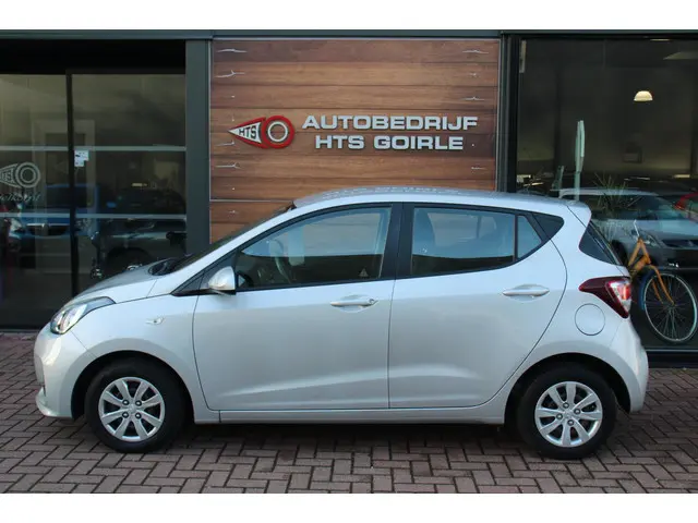 Hyundai i10 1.0i Comfort 2019 Benzine 2