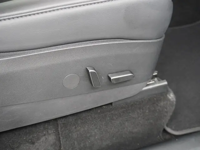 Tesla Model Y Long Range AWD 75 kWh 2021 Elektrisch 41