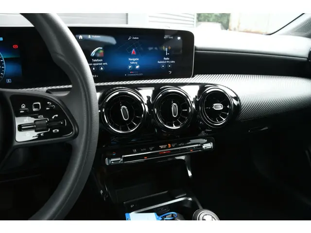 Mercedes-Benz A-Klasse 160 Advantage 2018 Benzine 23