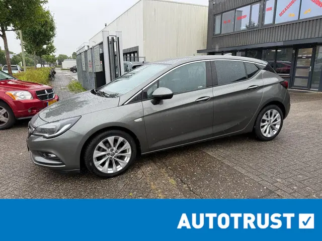 Opel Astra 2