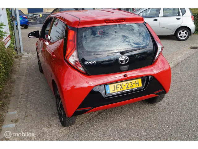 Toyota Aygo 1.0 VVT-i x-joy 2020 Benzine 11