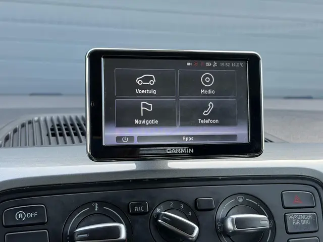 SEAT Mii 1.0 Sport Connect 2016 Benzine 14