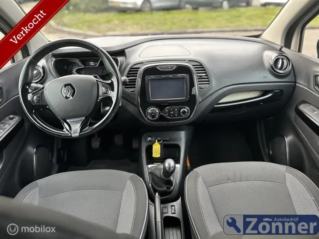 Renault Captur 0.9 TCe Helly Hansen 2014 Benzine 9