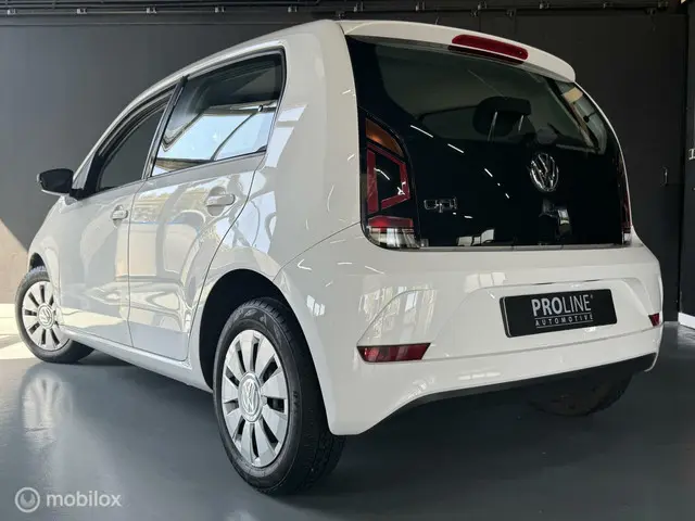 Volkswagen up! / 1.0 BMT up! Take up! / STOEL VW 2017 Benzine 10