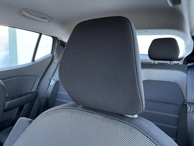 Dacia Sandero 1.0 TCe 90 Journey 2025 Benzine 22