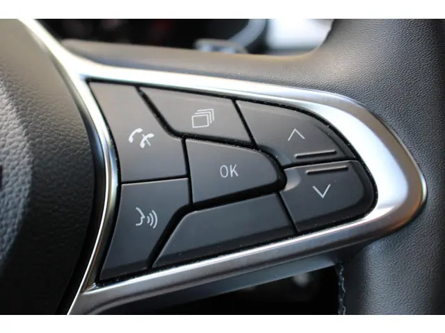 Renault Captur 1.3 mild hybrid 160 techno 2023 Benzine 26