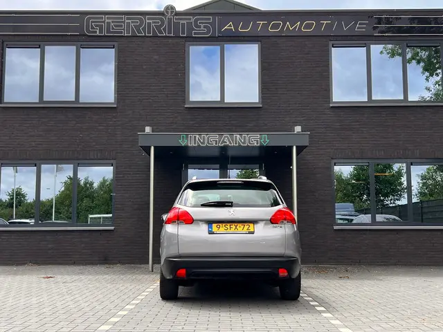 Peugeot 2008 1.2 VTi Active 2013 Benzine 4