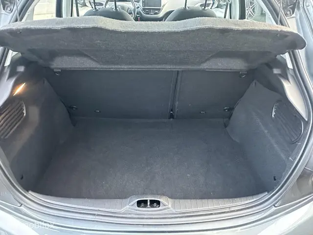 Peugeot 208 1.2 PureTech Allure 2017 Benzine 12