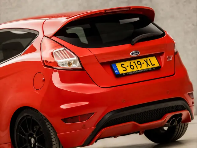 Ford Fiesta 1.6 ST1 2015 Benzine 12