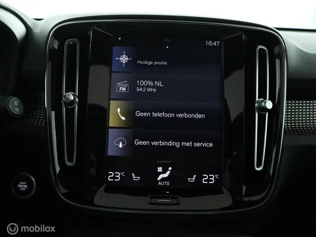 Volvo XC40 2.0 T5 AWD R-Design 2018 Benzine 36