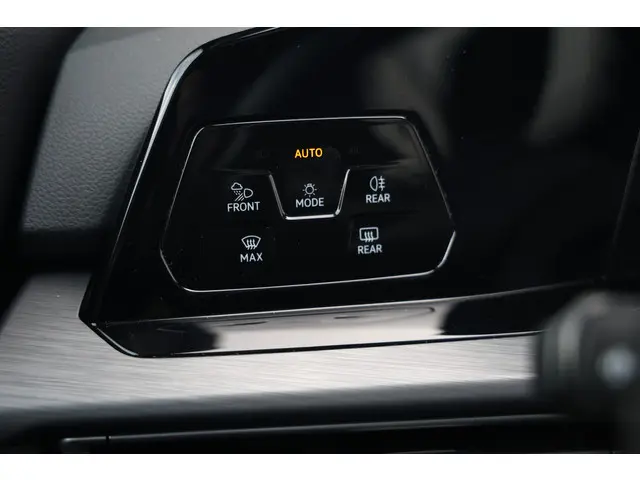 Volkswagen Golf 1.5 TSI Style 2021 Benzine 30