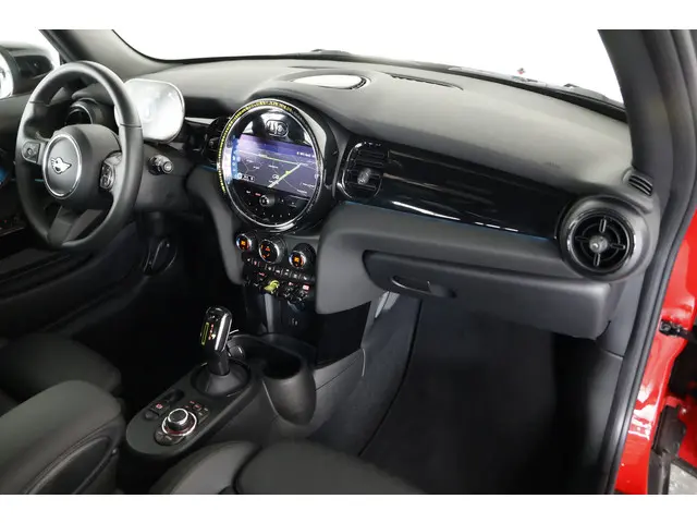 MINI Electric Cooper S 33 kWh 2022 Elektrisch 6