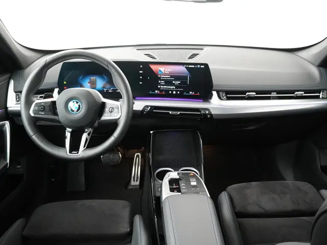 BMW iX1 eDrive20 67 kWh 2024 Elektrisch 11