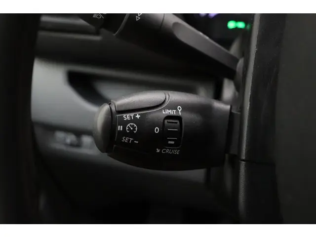 Opel Vivaro 2.0 CDTI L3H1 Edition 2020 Diesel 16
