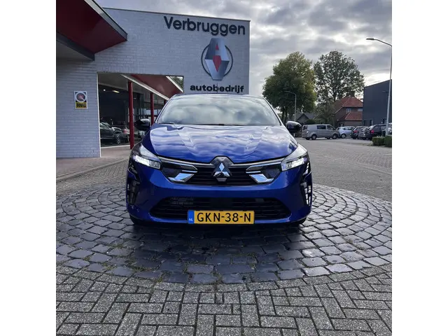 Mitsubishi Colt 1.0T Intense 2024 Benzine 24