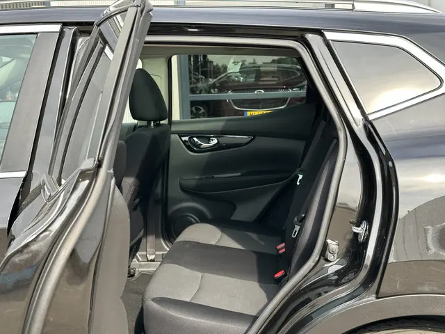 Nissan QASHQAI 1.2 N-Connecta 2017 Benzine 18