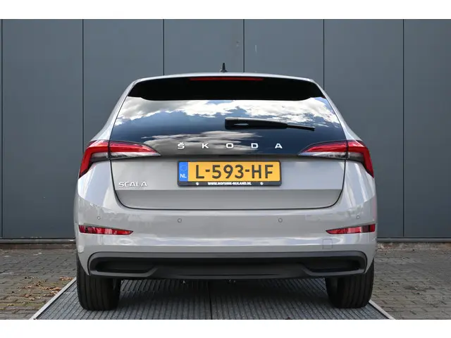Škoda Scala 1.0 TSI Sport Business 2021 Benzine 6
