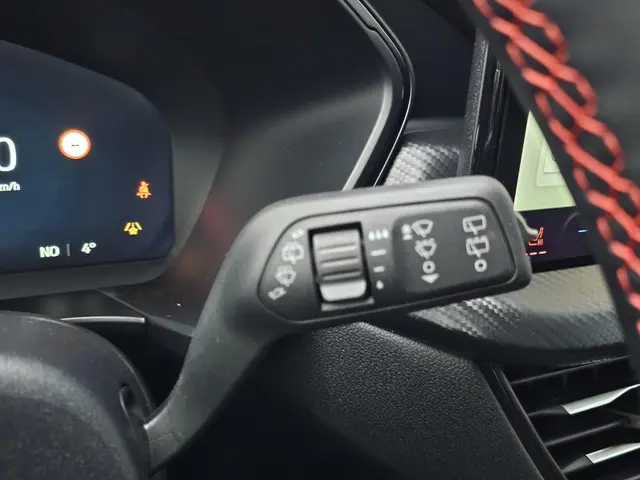 Ford Kuga 2.5 PHEV ST-Line X 2025 Hybride Benzine 19