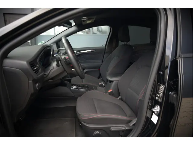 Ford Focus 1.5 EcoBoost ST Line Business 2019 Benzine 29
