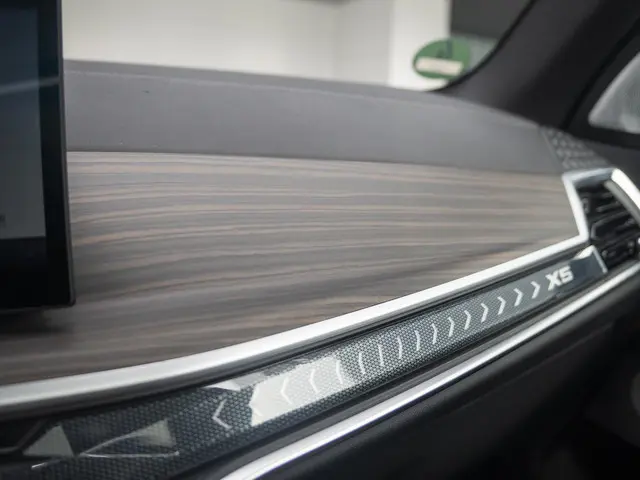 BMW X5 xDrive50e 2025 Hybride Benzine 47