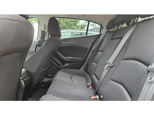 Mazda 3 2.0 SkyActiv-G 120 Center-Line 2016 Benzine 17