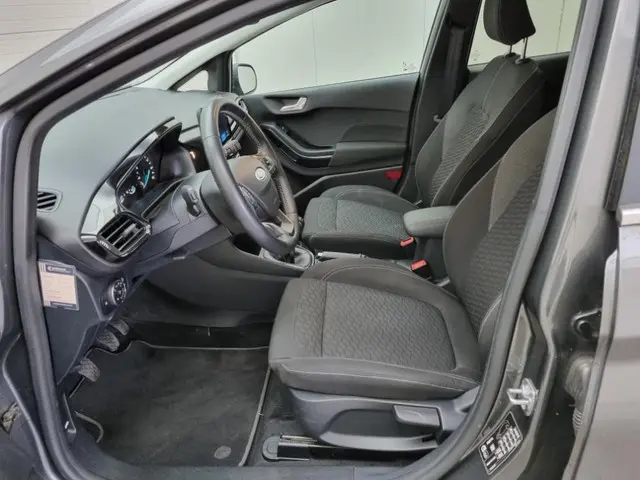 Ford Fiesta 1.0 EcoBoost Hybrid Titanium 2022 Benzine 7
