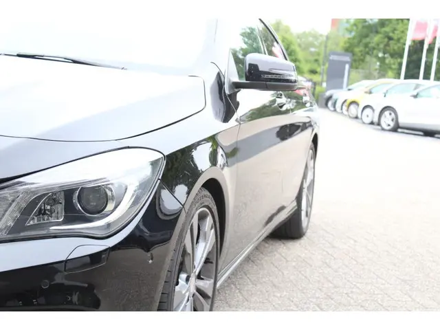 Mercedes-Benz CLA 180 Ambition 2013 Benzine 7