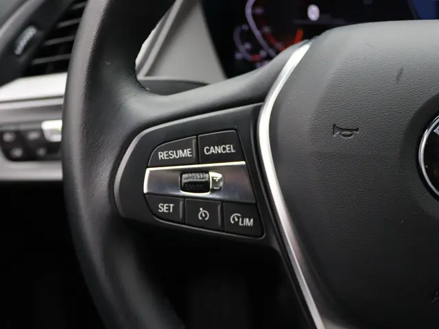 BMW 1 Serie 5-deurs 118i 2020 Benzine 14