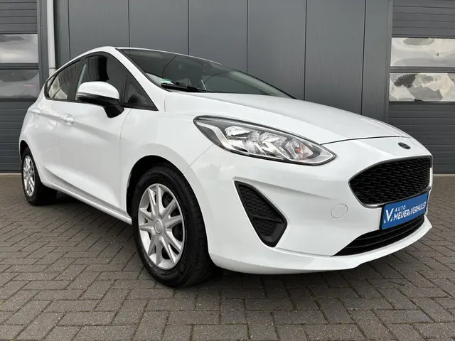 Ford Fiesta HELAAS VERKOCHT!!! 2017 Benzine 2
