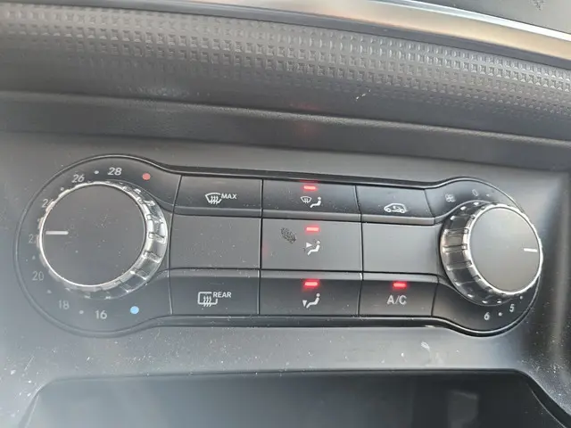 Mercedes-Benz A-Klasse 180 2013 Benzine 5