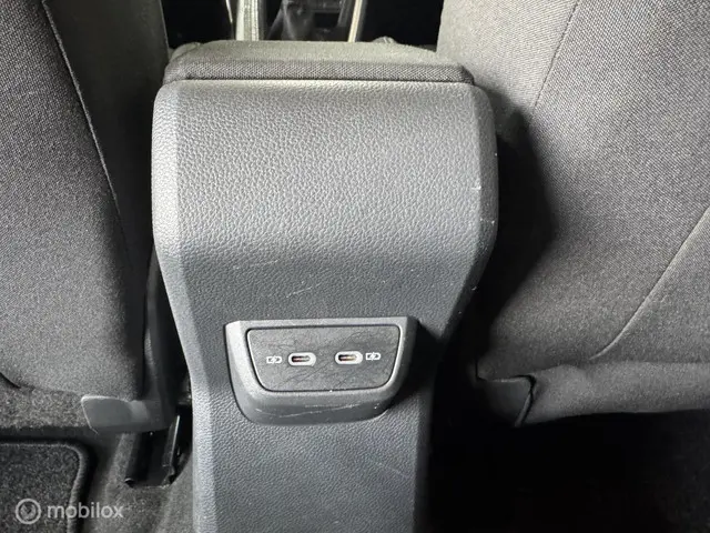 Volkswagen Polo 1.0 TSI R-Line 2022 Benzine 30